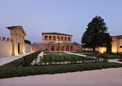Gallery: 3 column